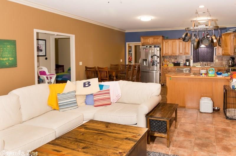 1418 Calgary Cv