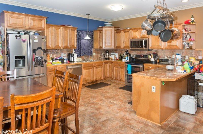 1418 Calgary Cv