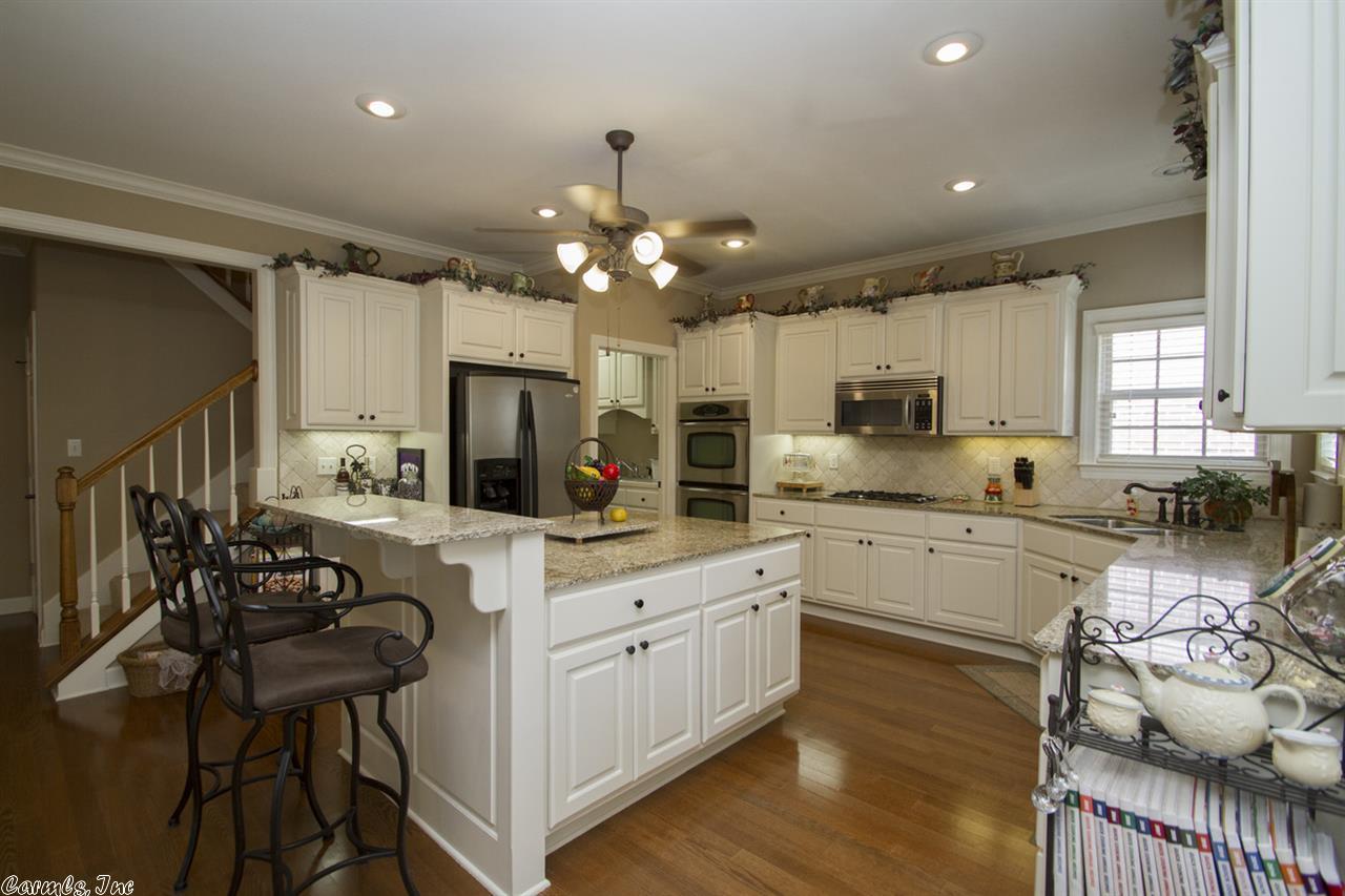 14 Bronte Ct