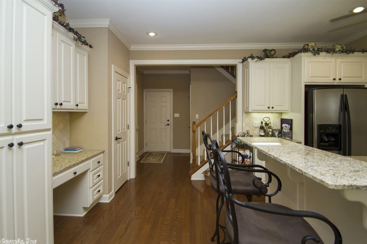 14 Bronte Ct
