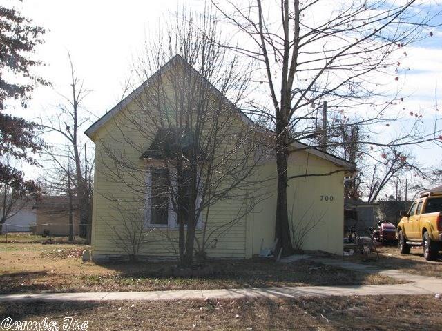 799 Sherwood Oaks