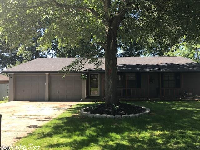 799 Sherwood Oaks