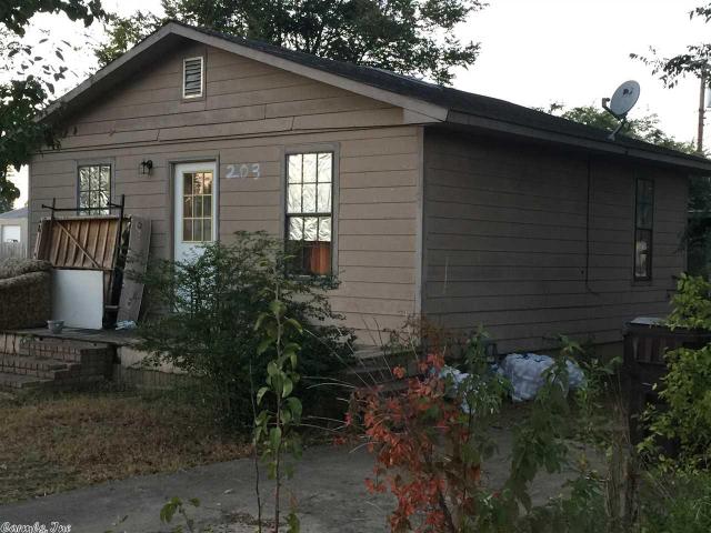 203 E Tennessee