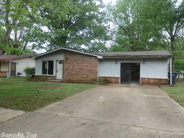 805 Beauchamp