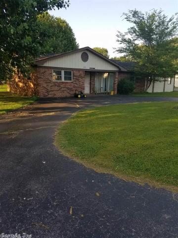 805 Beauchamp