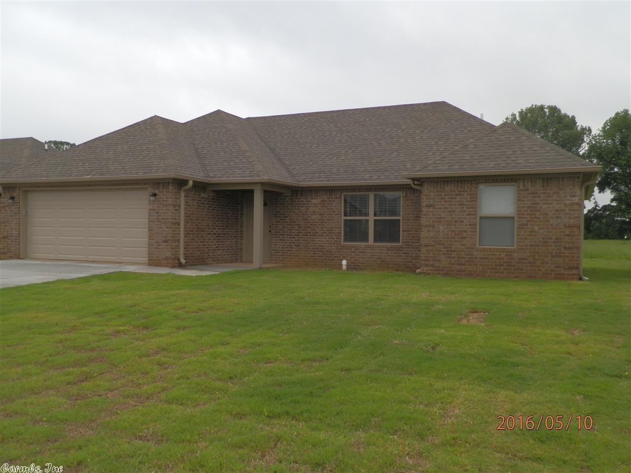 For Sale: 1006 Lexi Ln Paragould, AR 72450