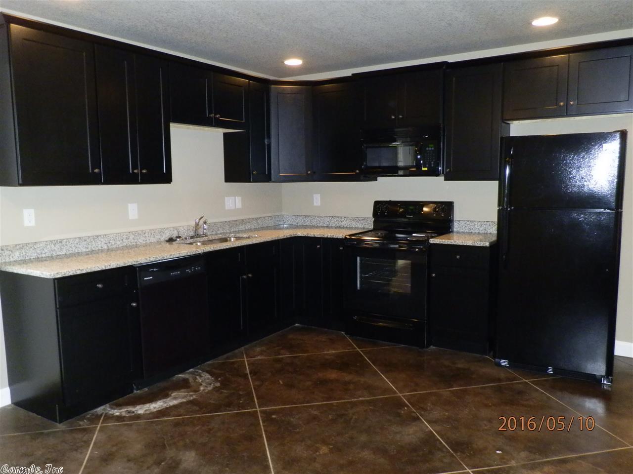 For Sale: 1006 Lexi Ln Paragould, AR 72450