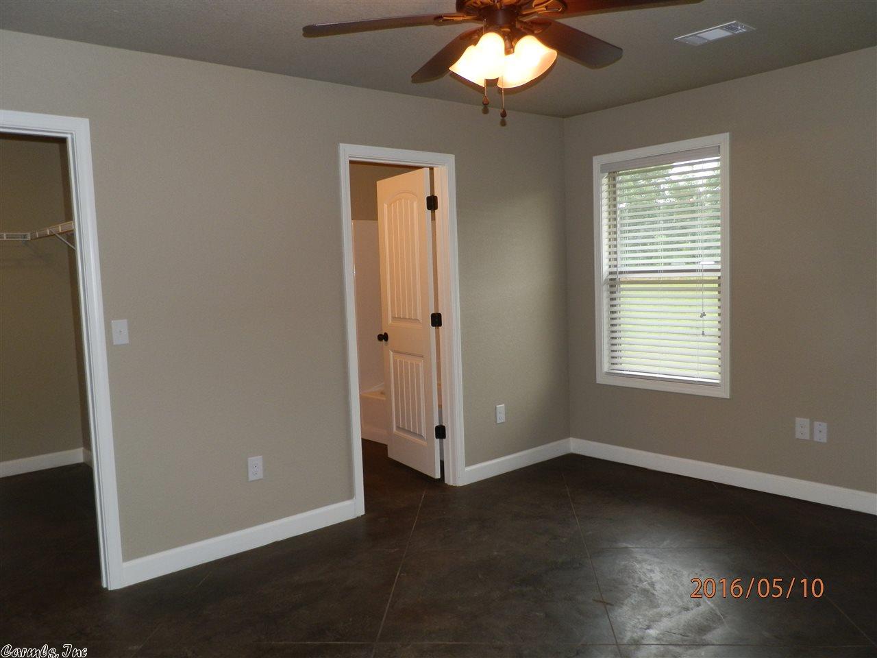 For Sale: 1004 Lexi Ln Paragould, AR 72450