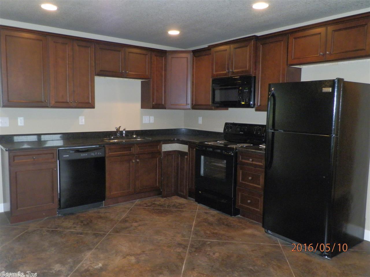 For Sale: 1002 Lexi Ln Paragould, AR 72450
