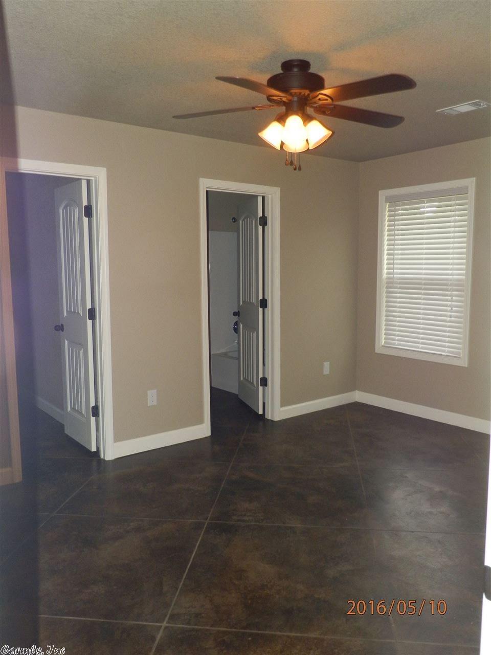 For Sale: 1002 Lexi Ln Paragould, AR 72450