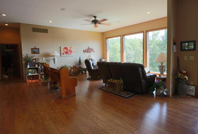 22998 Farm Road 1252