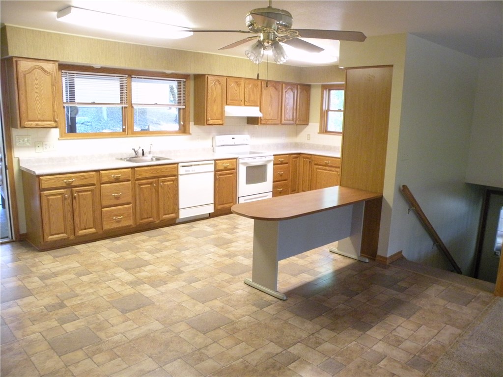 3 El Dorado Dr