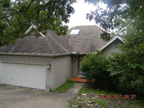 5 Dove Cir