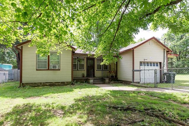100 Brewer Ct