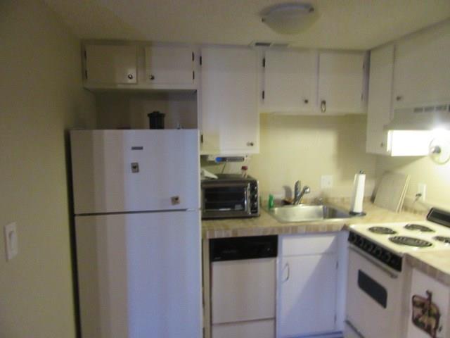 2108 Apt 3 Garland Ave