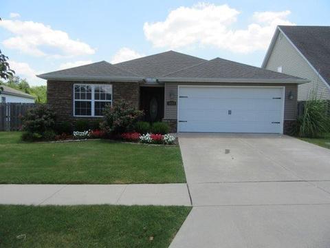 1139 Oleander Ln