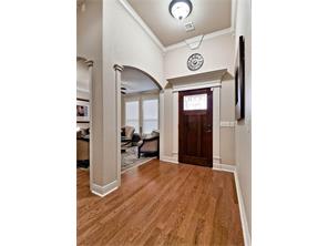 705 SW Elmside Dr