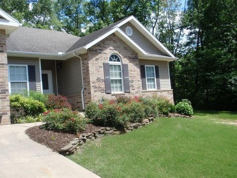 2 Llanon Dr