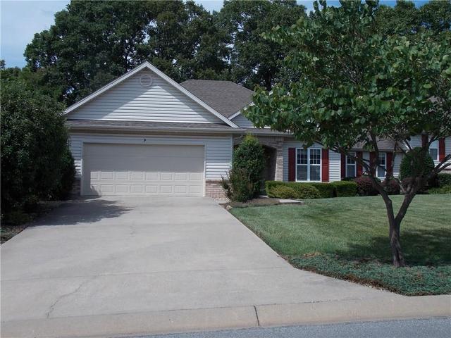 9 Highland Pkwy