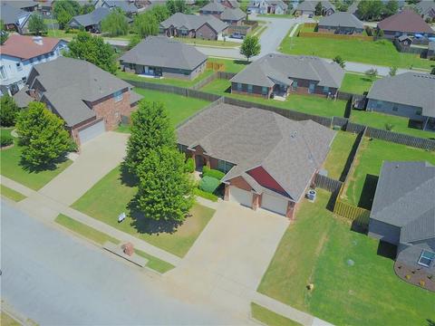 720 Chantel Ave