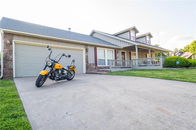 1500 W Green Acres Dr