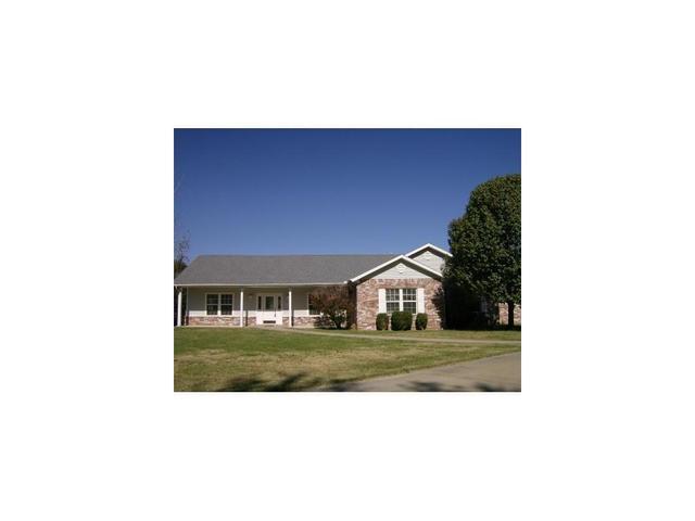 1500 W Green Acres Dr