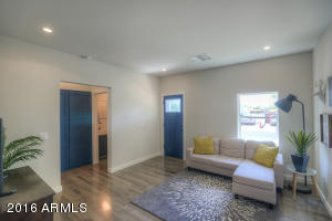 For Sale: 2333 N 14th St Phoenix, AZ 85006