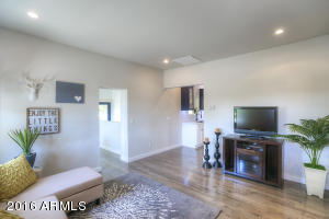 For Sale: 2333 N 14th St Phoenix, AZ 85006