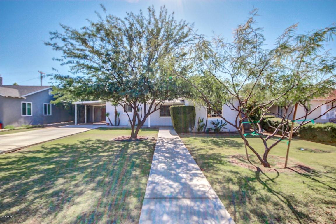 1617 W Earll Dr