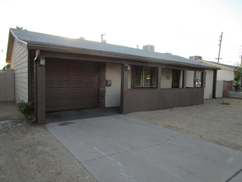 3158 N 24th Dr
