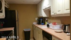 3033 E Devonshire Ave #1033