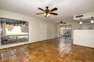 For Sale: 10424 N 7th Pl #3 Phoenix, AZ 85020