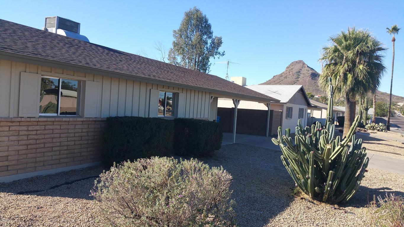 2215 E Greenway Rd