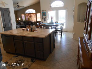 1509 E Wahalla Ln
