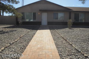 1839 W Kerry Ln