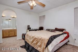 1101 W Behrend Dr