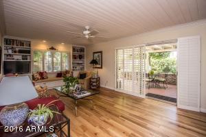 2617 E Turquoise Dr