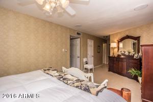 2617 E Turquoise Dr