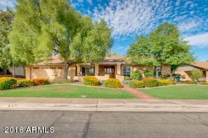 2324 E Desert Cove Ave