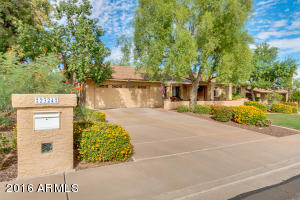 2324 E Desert Cove Ave