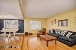 3101 E Cheryl Dr