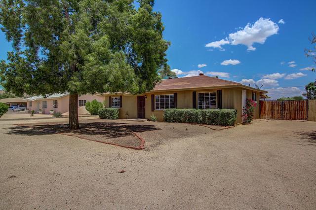 2714 E Windrose Dr