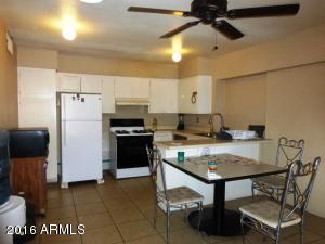 2114 N 48th Dr