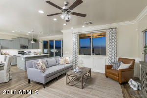 For Sale: 8518 S 8th Ln Phoenix, AZ 85041