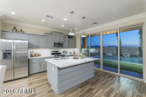 For Sale: 8518 S 8th Ln Phoenix, AZ 85041