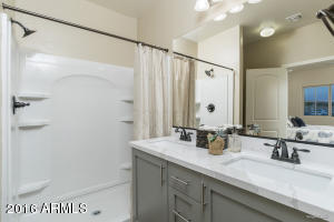 For Sale: 8518 S 8th Ln Phoenix, AZ 85041