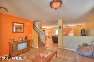 3441 W Saint Catherine Ave