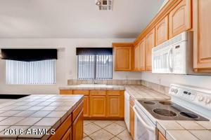 For Sale: 1635 E Desert Ln Phoenix, AZ 85042