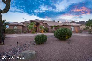 3733 E Kachina Dr