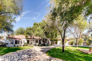 2712 W Nighthawk Way